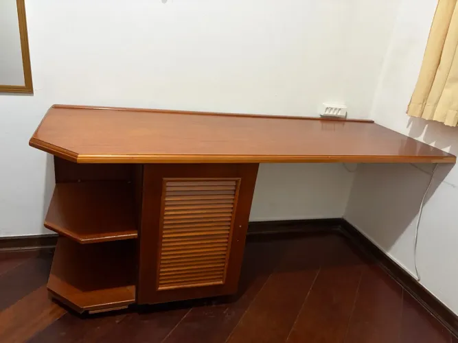 Mesa de escritório/estudos