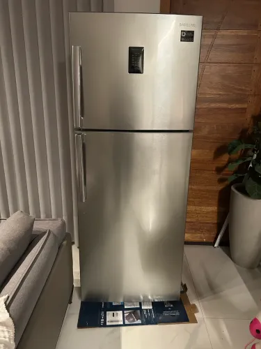 Geladeira Sansung 400L