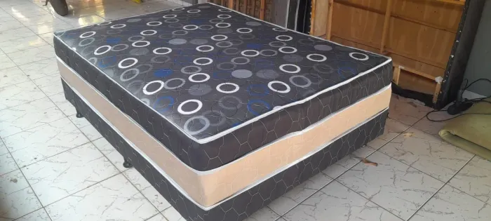 Cam box de casal com molas ensacadas 