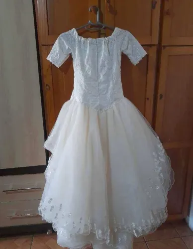 VENDE-SE VESTIDO DE 15 ANOS BRANCO