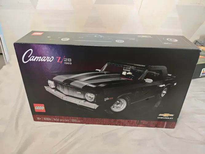 LEGO Icons Chevrolet Camaro Z/28 1969 - Set 10304 (Novo e Lacrado)