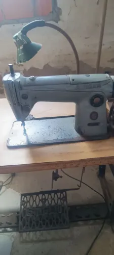 Máquina de costura