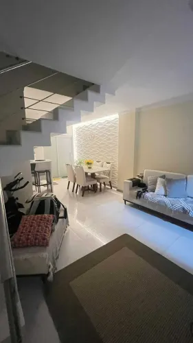 CASA EM RUA PÚBLICA - ARUANA [54169]
