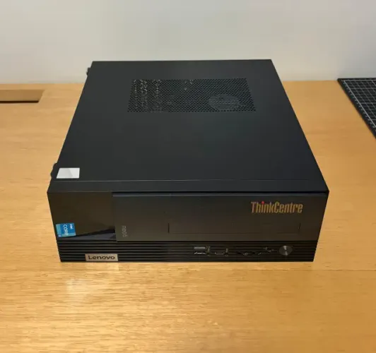 Lenovo ThinkCentre Neo 50s i3-12100 24GB RAM SSD 256GB