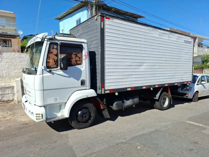 Mercedes-Benz mb 914c bau 5.30 1999 em dia documentos ok placa Mercosul transfere na hora