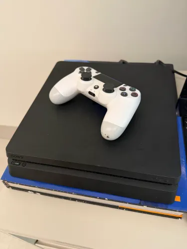 Sony Ps4 desbloqueado com controle