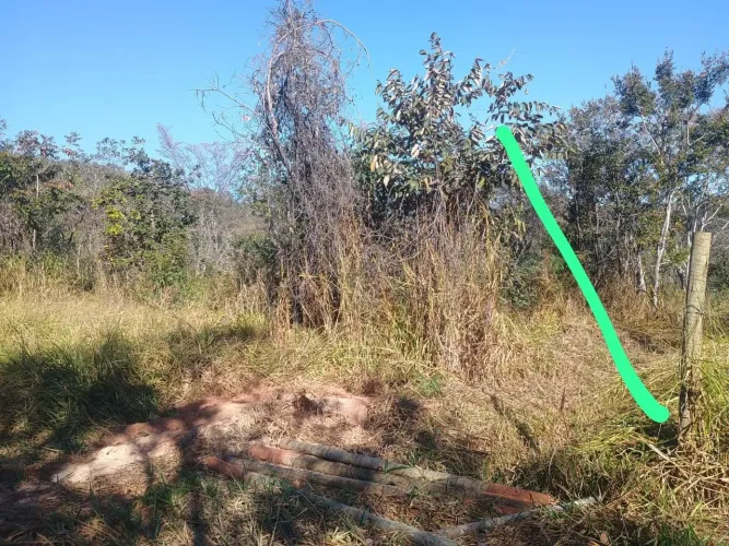 Lote 5 mil metros quadrados localizado em cachoeira da Prata Mg próximo a entrada de cor
