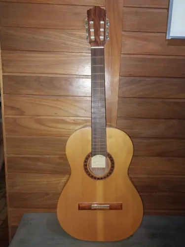Violão Di Giorgio pouco usado
