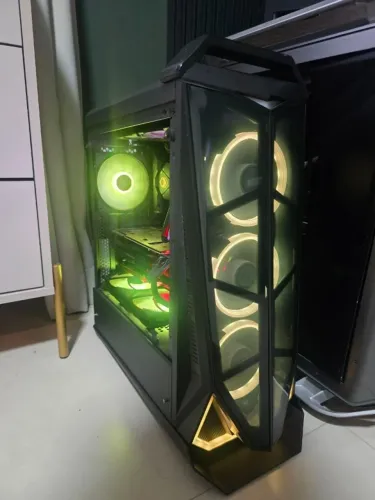 Gabinete Gamer Pichau Seraph RGB Lateral Vidro Temperado com 3 fans e controladora