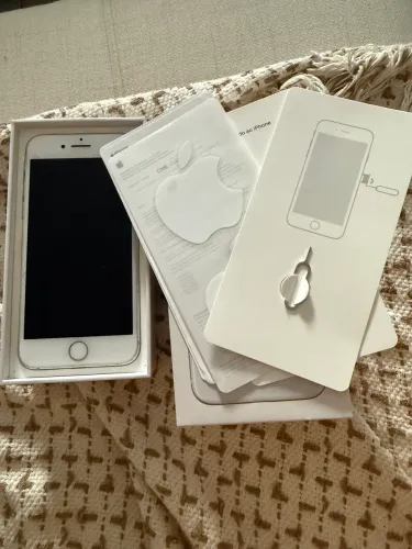 iPhone 8