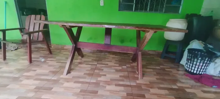 Mesa madeira maciça