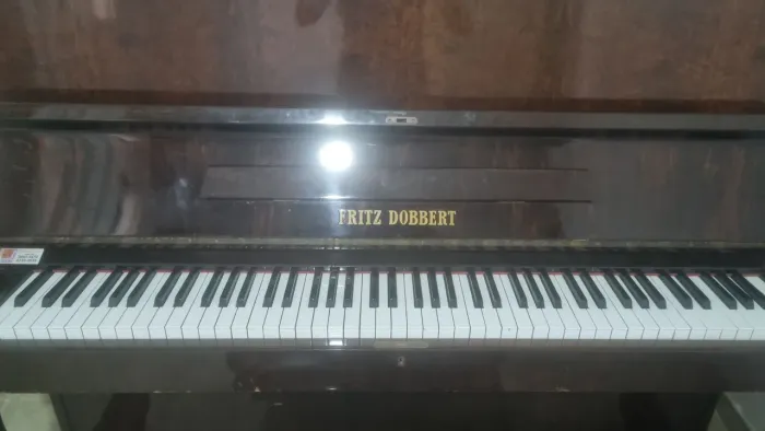 Piano Fritz Dobbert
