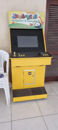 Vende-se um fliperama 