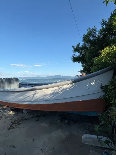 Barco (bote) de pesca