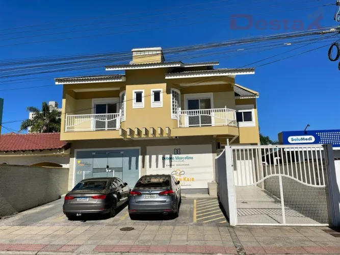 Casa em Centro - Biguaçu, SC