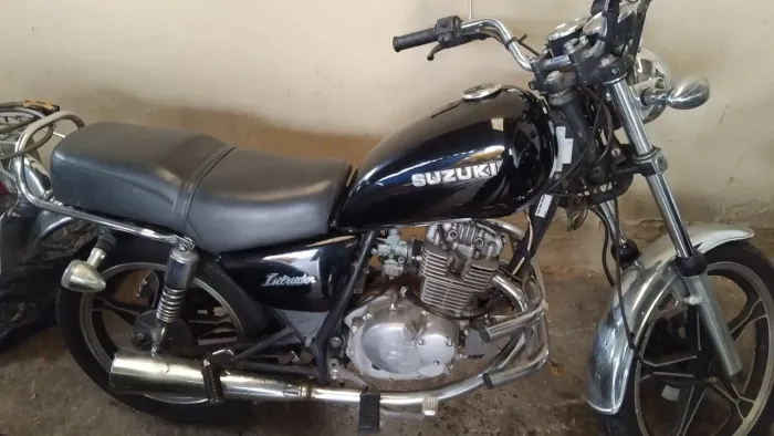 Suzuki Intruder 125 2004
