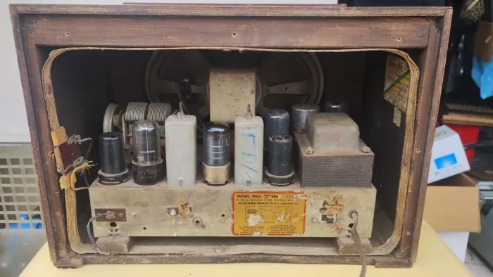Rádio antigo