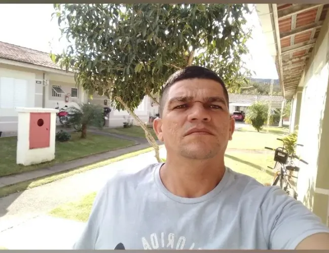 Frilance disponível serviço gerais de obras