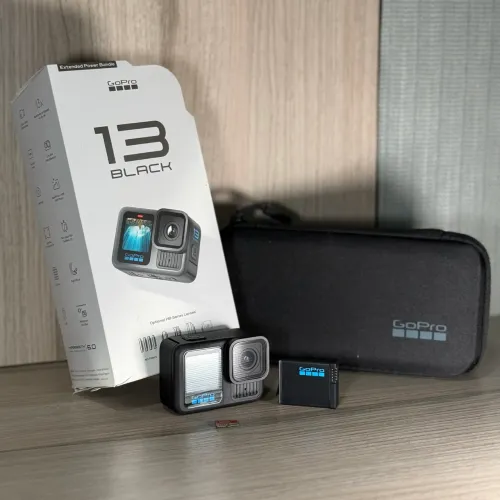 Câmera GoPro Hero 13 Black (+ Acessórios - Leia a Descrição)