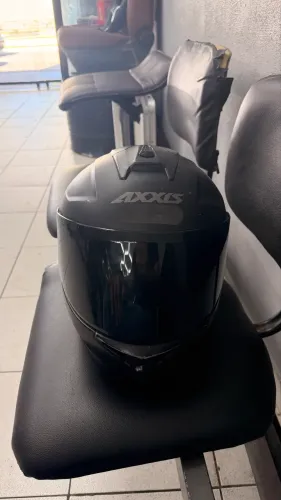 Capacete Axxis Draken - Com viseira preta