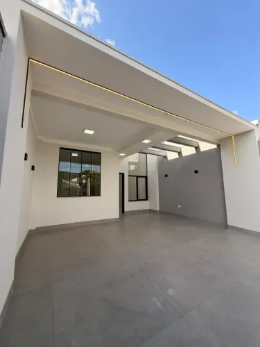 Casa 3 quartos Parque das Laranjeiras - Maringá - PR