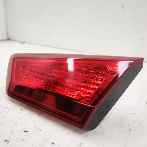 Lanterna Tampa Direita Wrv 2018 2020 Bicolor