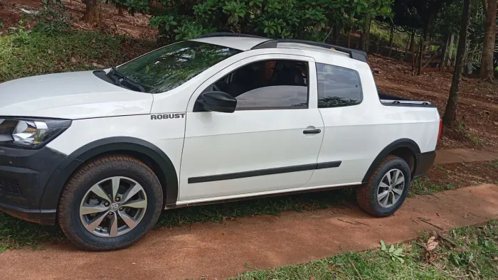 Volkswagen Saveiro Robust 1.6 Total Flex 8V CD 2018