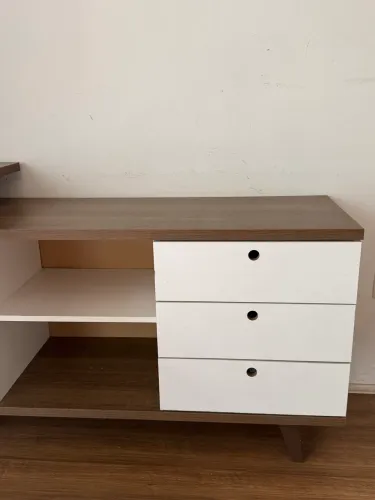 Mesa Escritório com gaveteiro