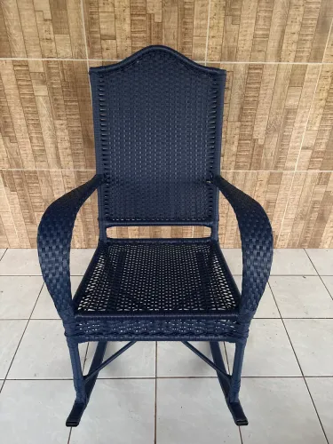 Vendo cadeira de balanço em fibra