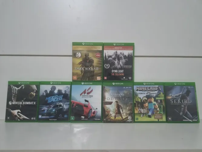 Vendo jogos de Xbox One-S/X