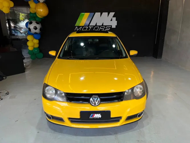 Volkswagen Golf Sportline 1.6 MI Total Flex 8V 4P 2013