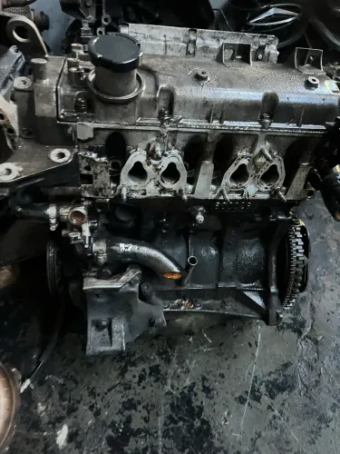 Motor parcial Renault Clio 2005 1.0 8v com nota