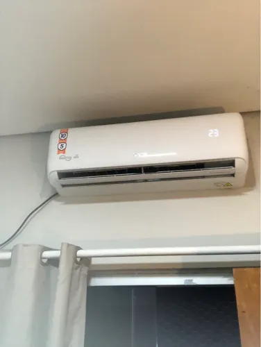 GREE INVERTER 9.000 BTUS