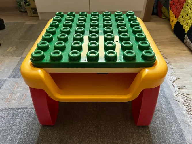 Mesa brinquedo Chicco