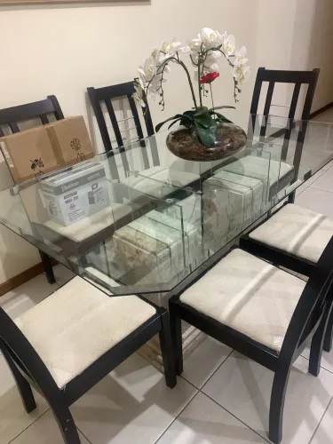 Mesa vidro com base de mármore