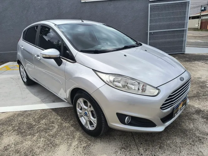 Ford Fiesta 1.5 16V Flex Mec. 5P 2014