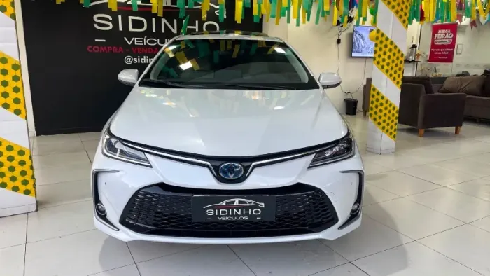 Toyota Corolla Altis Prem. Hybrid 1.8 Flex AUT 2025
