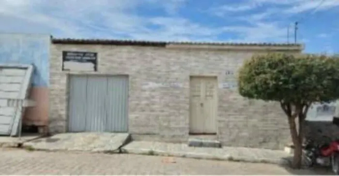 CASA RESIDENCIAL em SENADOR RUI PALMEIRA - AL, Centro