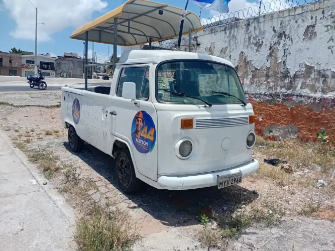 Volkswagen Kombi Standard/ Luxo/ Serie Prata 1998