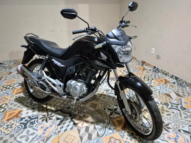 Honda CG 160 Fan Flexone 2024/2024, super conservada, estado de moto zero.