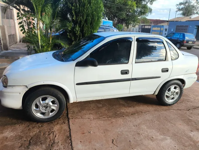 Chevrolet Corsa Wind 1.0 Mpf/milleniumi/ EFI 4P (álcool) 2001