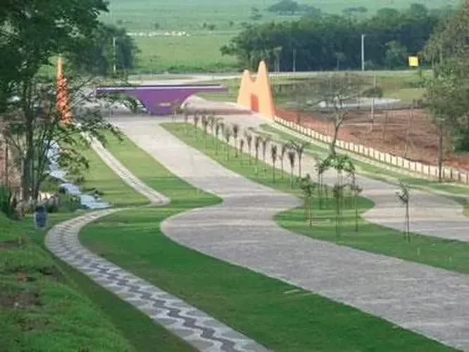 Terreno no condomínio Espelho D`água (zona norte) - excelente topografia / quadra B / decl