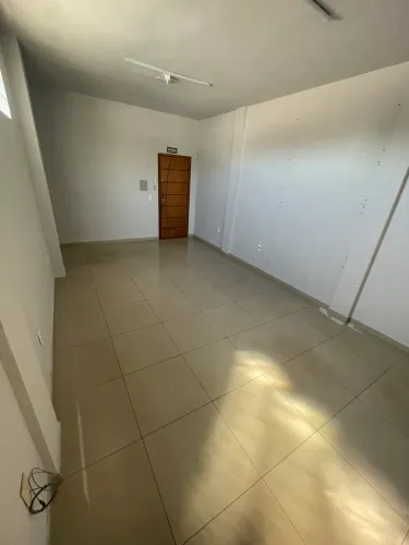 Alugo Sala Comercial - Em frente ENERGISA