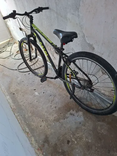 Bicicleta Caloi com macha