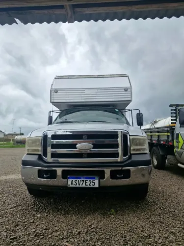 F-350 No Baú em Alumínio