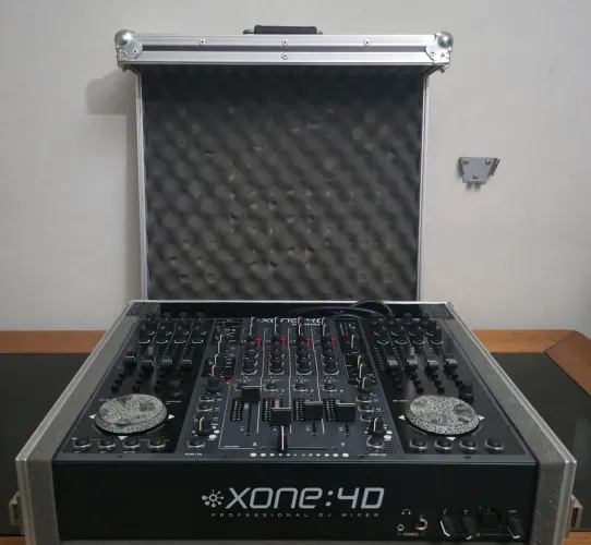Allen & Heath Xone: 4D