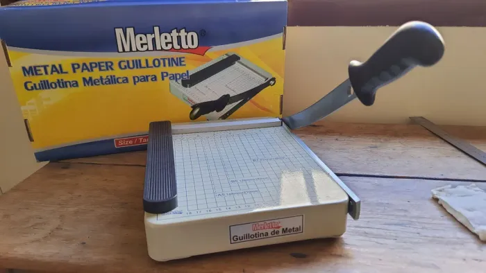 GUILHOTINA PARA ARTESANATO