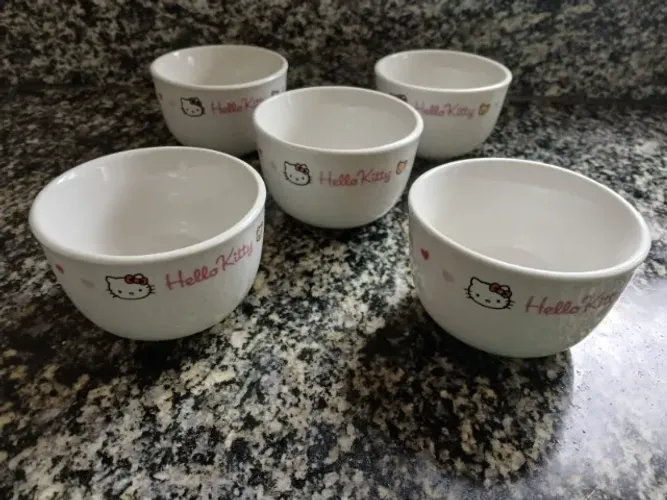 Hello Kitty Porcelana 5 Potinhos Salvat .