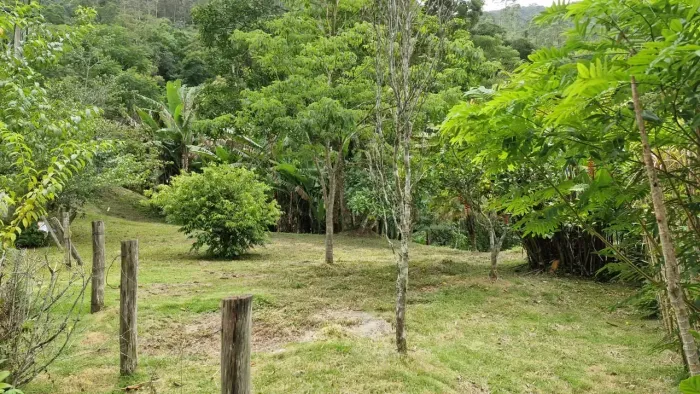 Terreno em condomínio fechado- Mury/Nova Friburgo - RJ