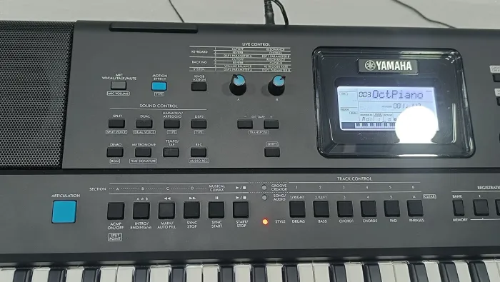 Teclado Yamaha PSR E473